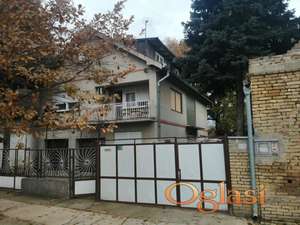 Mali Iđoš, Feketić, 5+ petosobna, 200 m²